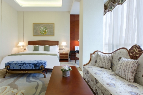 Hualing Tbilisi Hotel and Preference (Tiflis)